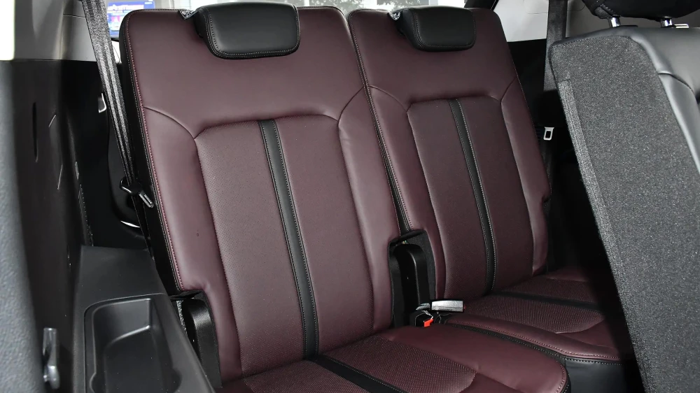 москвич 8 jac sehol x8 plus кроссовер третий ряд сидений отзывы китай владельцы плюсы минусы