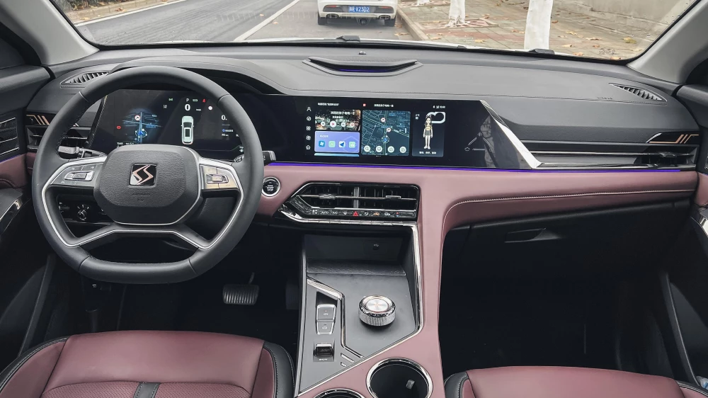 москвич 8 jac sehol x8 plus кроссовер салон экраны отзывы китай владельцы плюсы минусы