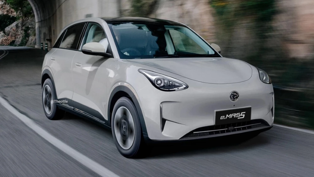 Электрический кроссовер Proton e.MAS 5 сбоку спереди