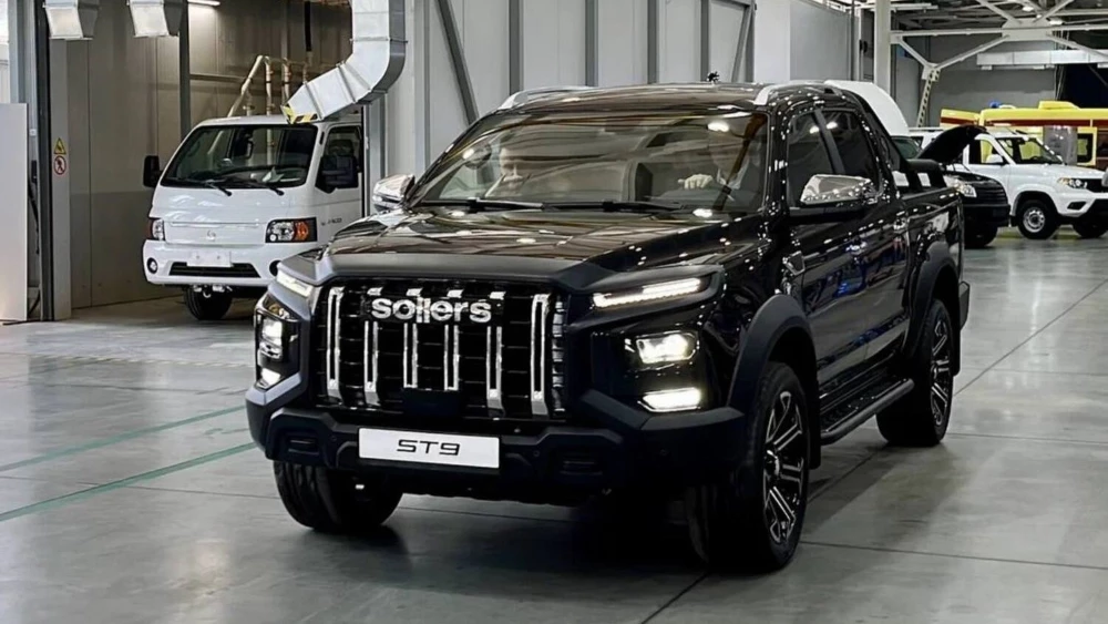 Как JAC, но дешевле? Sollers готовится к производству пикапа ST9 Пикап Sollers ST9 завод УАЗ сбоку спереди в динамике