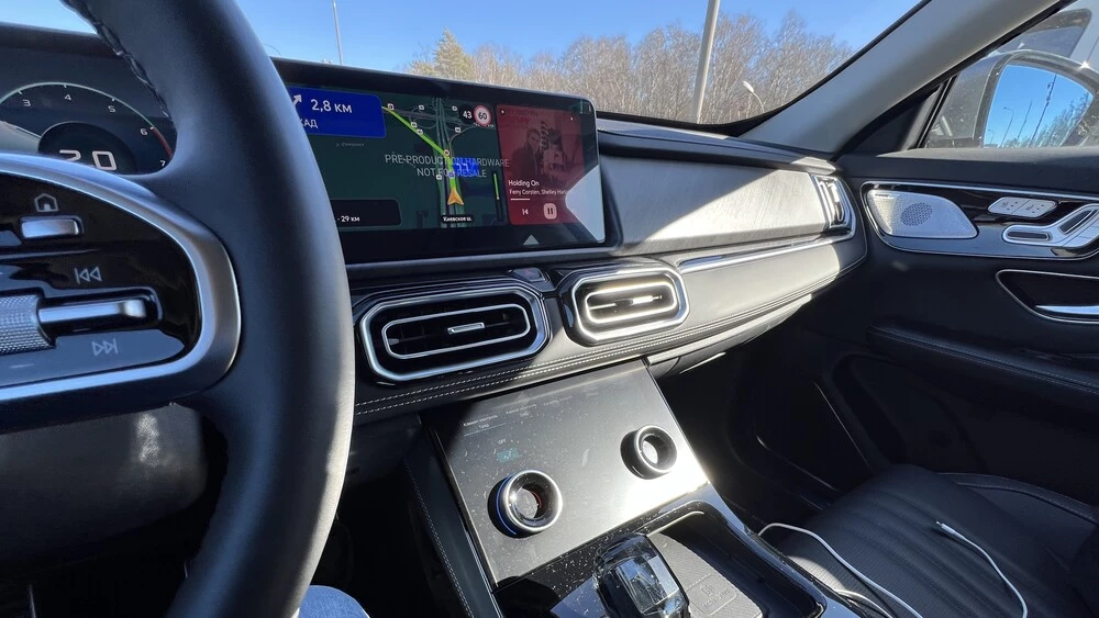 Soueast S07 тест салон интерьер мультимедиа центральный экран