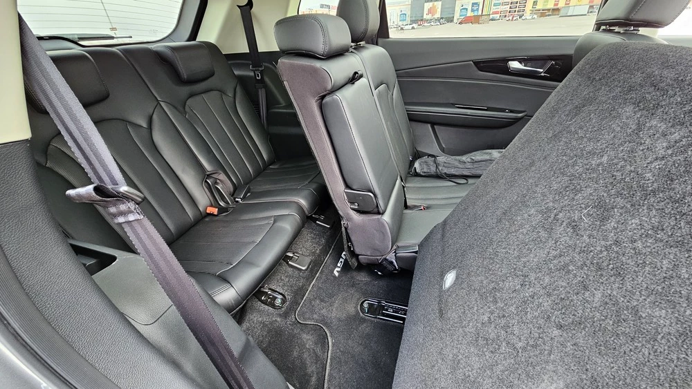 VGV U70 Pro тест салон интерьер третий ряд сиденья проход