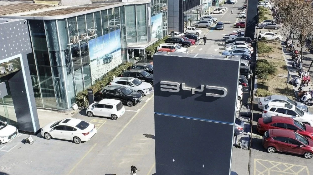 byd дилер дилерская деревня в китае рейтинг продаж за первое полугодие 2025