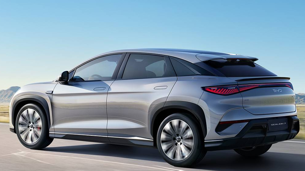 byd sealion 7 узбекистан старт продаж кроссовер электрический сбоку сзади