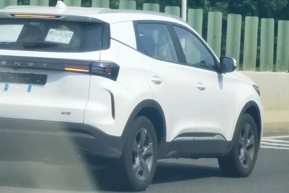 tenet T4 3XT сзади сбоку в Китае