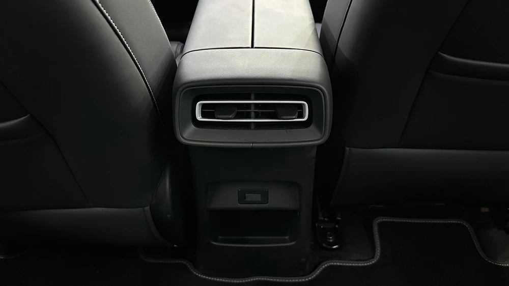 обновленный evolute i-space собирать по полному циклу моторинвест липецк кроссовер салон иннопром обзор гибридный