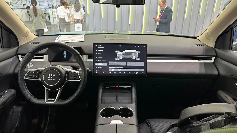 обновленный evolute i-space собирать по полному циклу моторинвест липецк кроссовер салон иннопром обзор гибридный