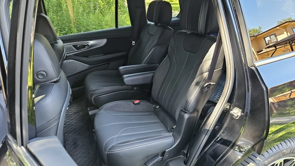 GAC GS8 обновленный рестайлинг Dragon интерьер салон второй ряд сиденья