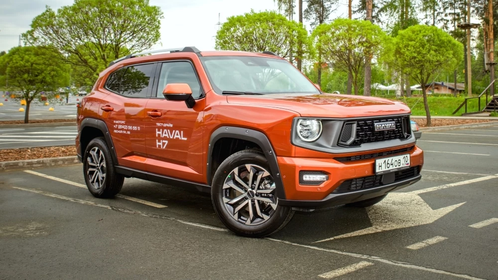 Haval H7 карелия к-моторс сбоку спереди тестовый