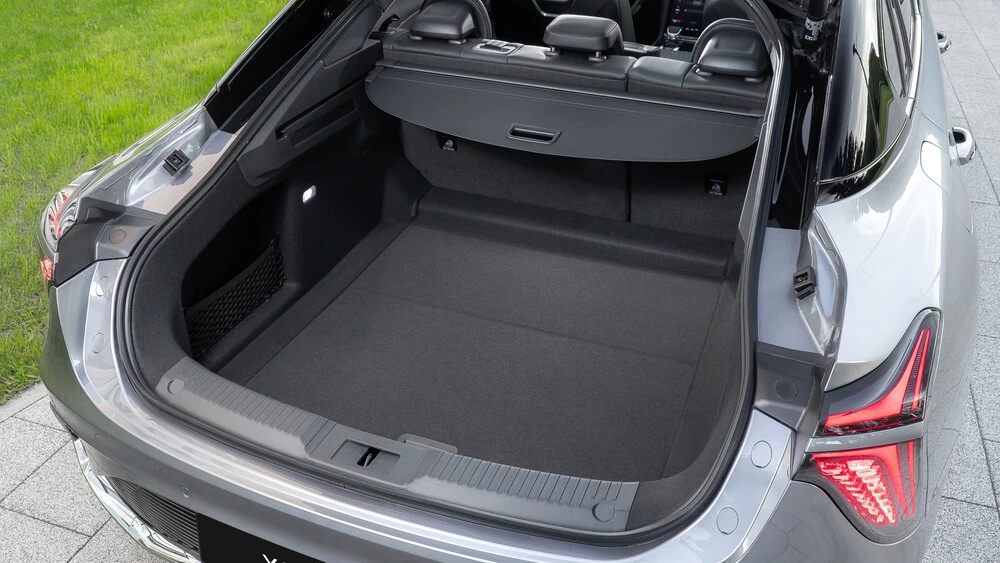 Hongqi H6 салон интерьер багажник