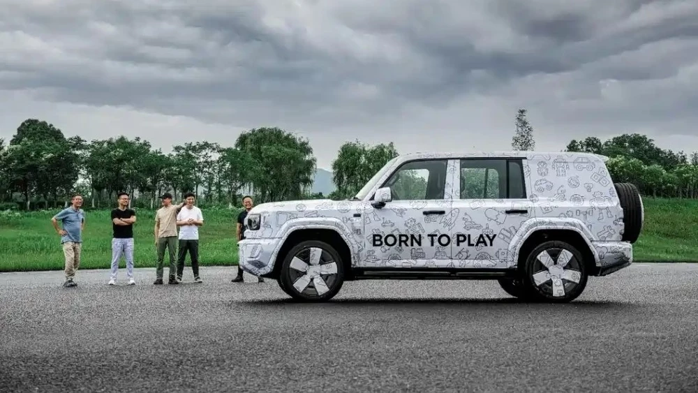 iCaur V27 icar chery фото камуфляж сбоку