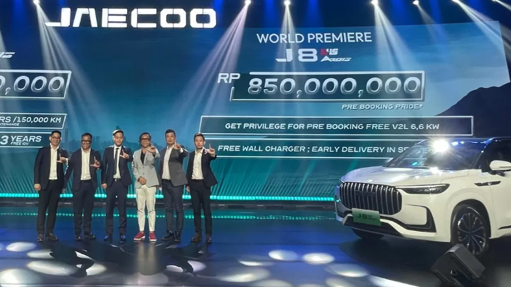 jaecoo j8 shs ardis сбоку спереди белый гибридный кроссовер старт продаж цена индонезия