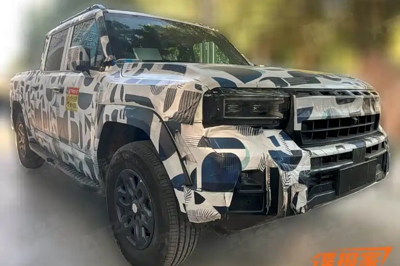 Пикап Jetour Zongheng F700 сбоку спереди