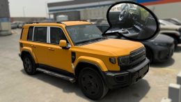 Кроссовер iCAUR iCar V27 в оаэ дубай сбоку спереди