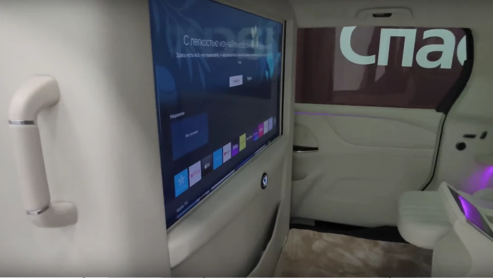 Sollers SP7 VIP-версия салон интерьер мультимедиа