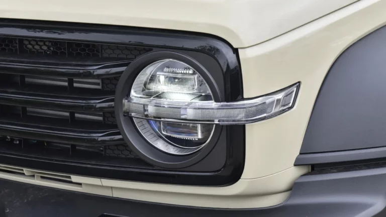 tank 300 фара сбоку спереди