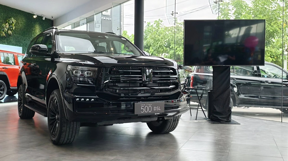 tank 500 dsl дизельный внедорожник таиланд сбоку спереди черный