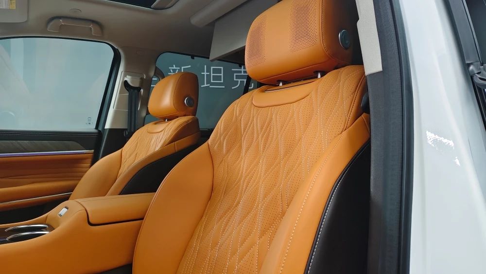 Tank 500 обновленный в Китае салон интерьер сиденья первый ряд