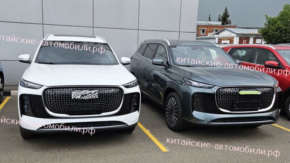Кроссовер Tenet T8 Chery Tiggo 8 Plus в России у дилера спереди