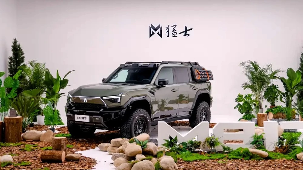 Mengshi M-Hero M817 сбоку спереди