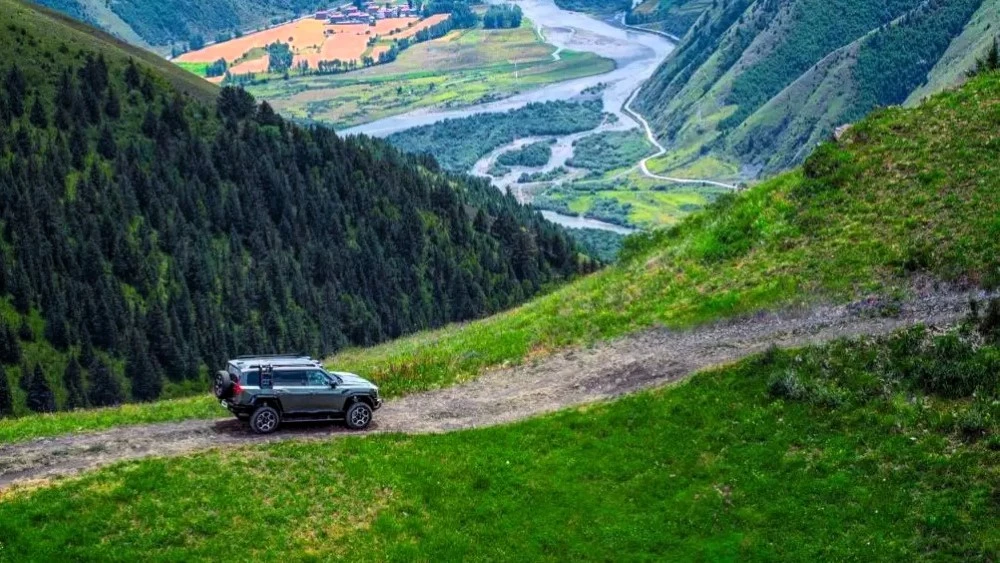 Mengshi M-Hero M817 сбоку