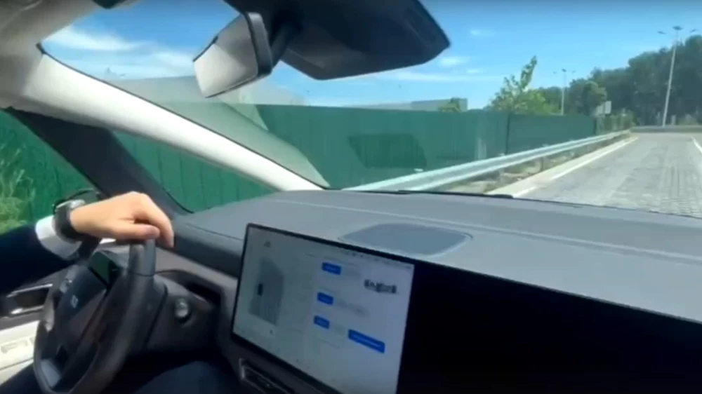 Министр Антон Алиханов тест Li Mega в Китае