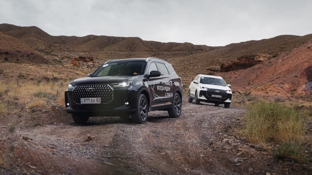 Chery Tiggo 7 новый в казахстане тест сбоку спереди бездорожье
