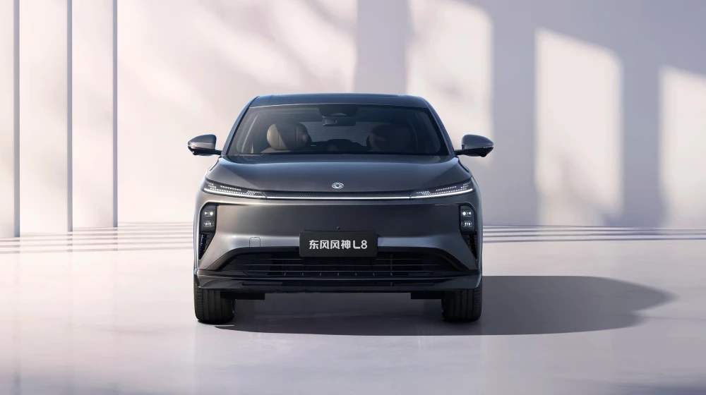 Dongfeng Aeolus L8 PHEV спереди