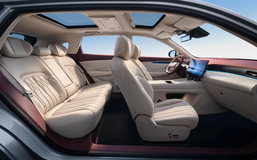 Dongfeng Aeolus L8 PHEV салон интерьер