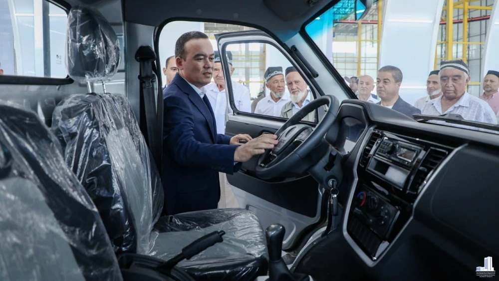 Dongfeng T3Q салон интерьер узбекистан