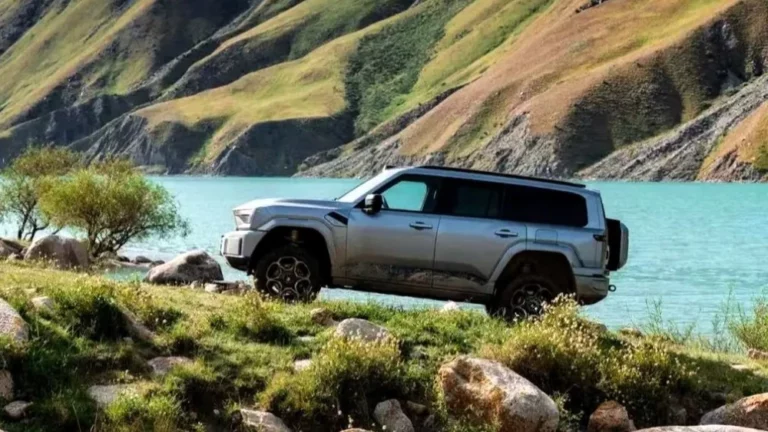 Mengshi M-Hero M817 сбоку