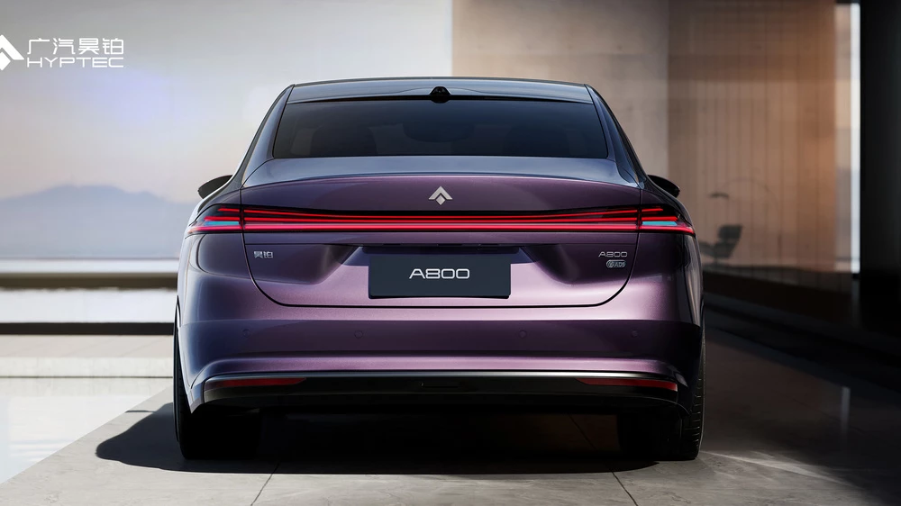 gac hyptec a800 седан сзади гибрид фиолетовый