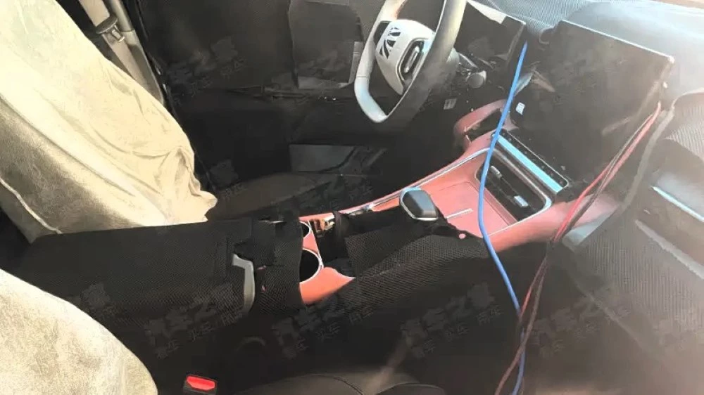 geely emgrand седан пятого поколения салон