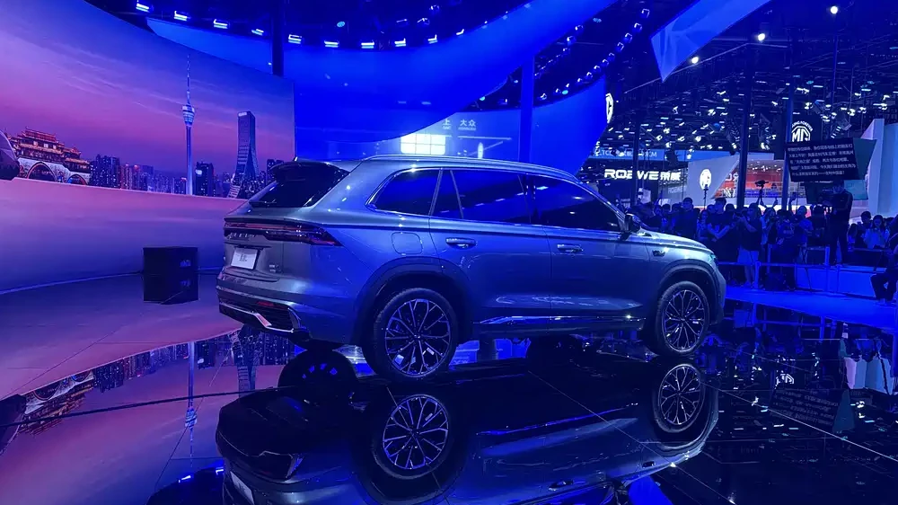 обновленный geely monjaro представили в китае презентация в китай 272 л.с. разгон до 100 км/ч 6,5 секунды