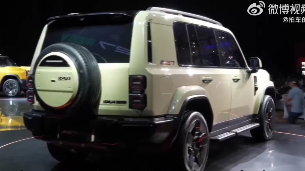 iCaur V27 презентация оаэ сбоку сзади