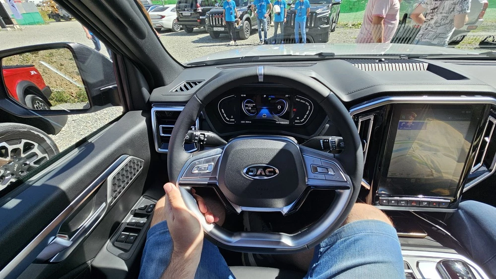 jac t9 дизель дизельный тест салон интерьер водитель за рулем