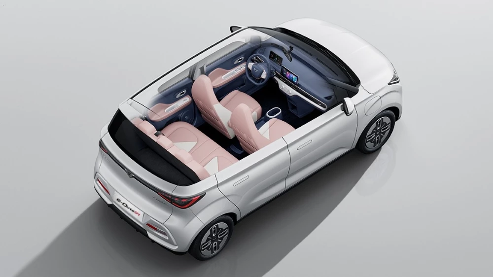 Электрический ситикар Kaiyi E-Qute 04 сбоку сзади салон интерьер