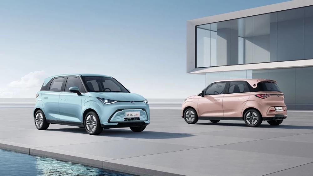 Электрический ситикар Kaiyi E-Qute 04 сбоку спереди сзади