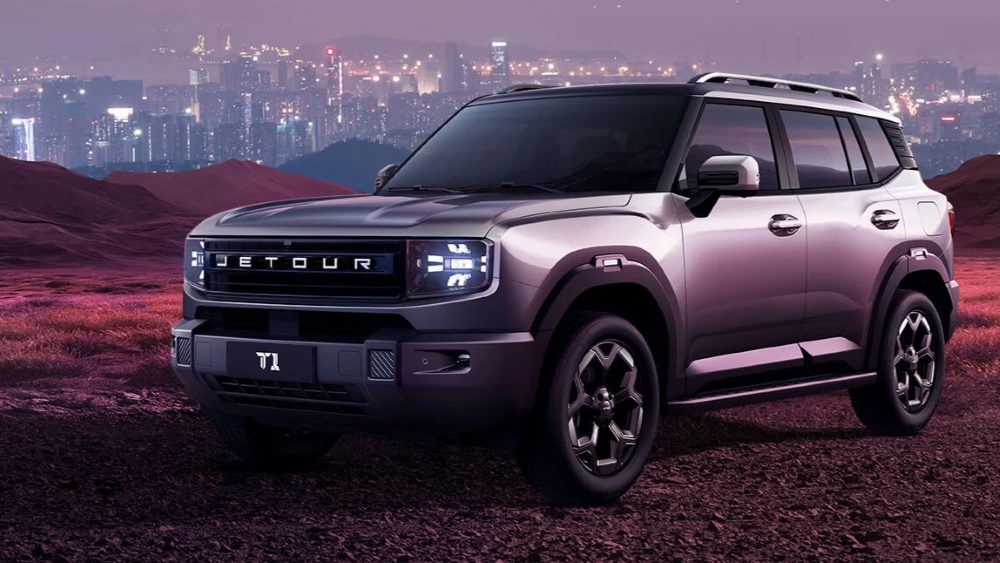 Jetour T1 сбоку спереди