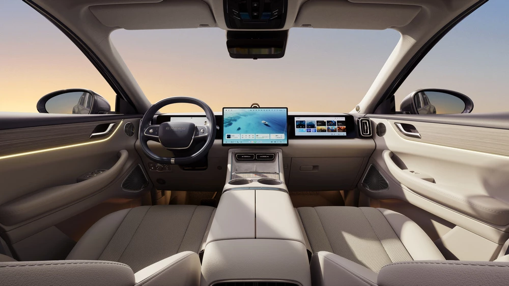 Кроссовер Exlantix E05 салон интерьер