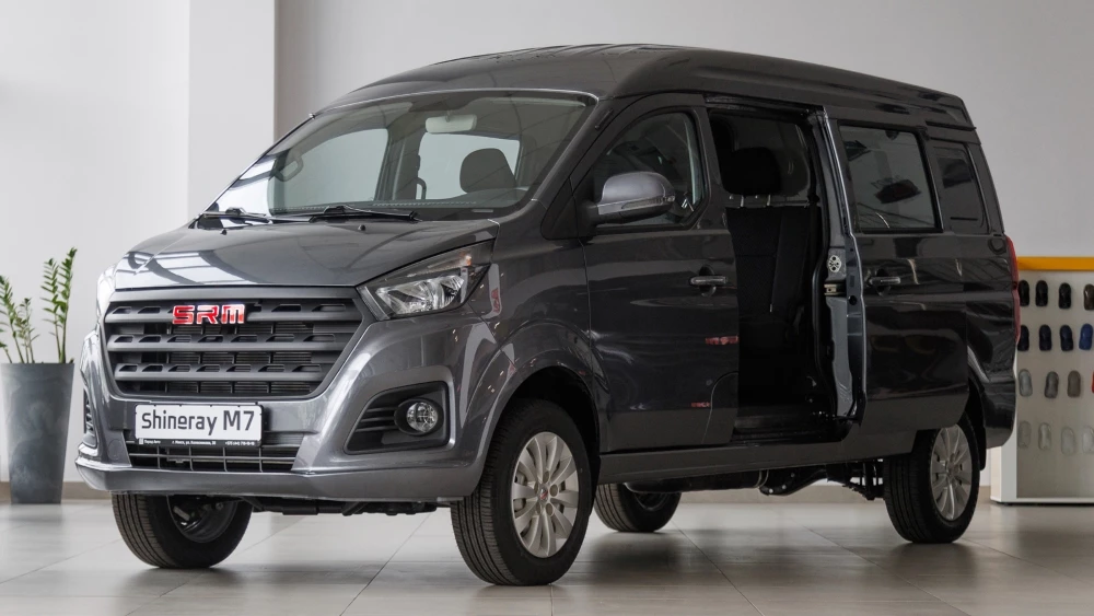 В Беларуси стартовали продажи новой версии Shineray M7. АвтоВАЗ такой SKM не планировал Shineray M7 в грузопассажирской версии сбоку спереди