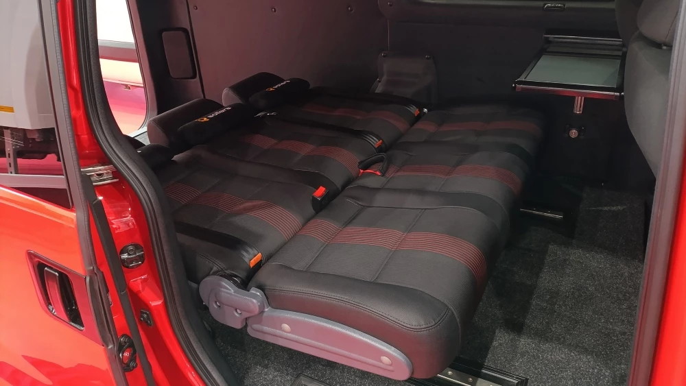 Минивэн Sollers SF1 в казани грузопассажирская версия салон интерьер задний диван кровать