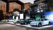 новый лифтбек XPeng P7 нового поколения презентация в китае