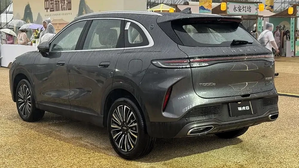 кроссовер tiggo 8 новый сзади сбоку Tiggo Night