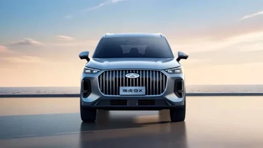 Chery Tiggo 9X спереди кроссовер