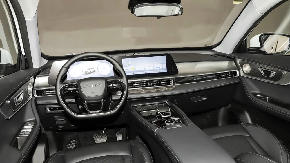 обновленный кроссовер Chery Tiggo 8 Pro интерьер Китай