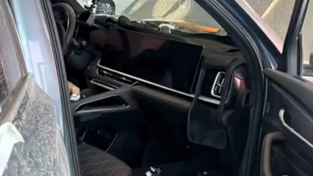 обновленный geely monjaro 2026 интерьер в китае