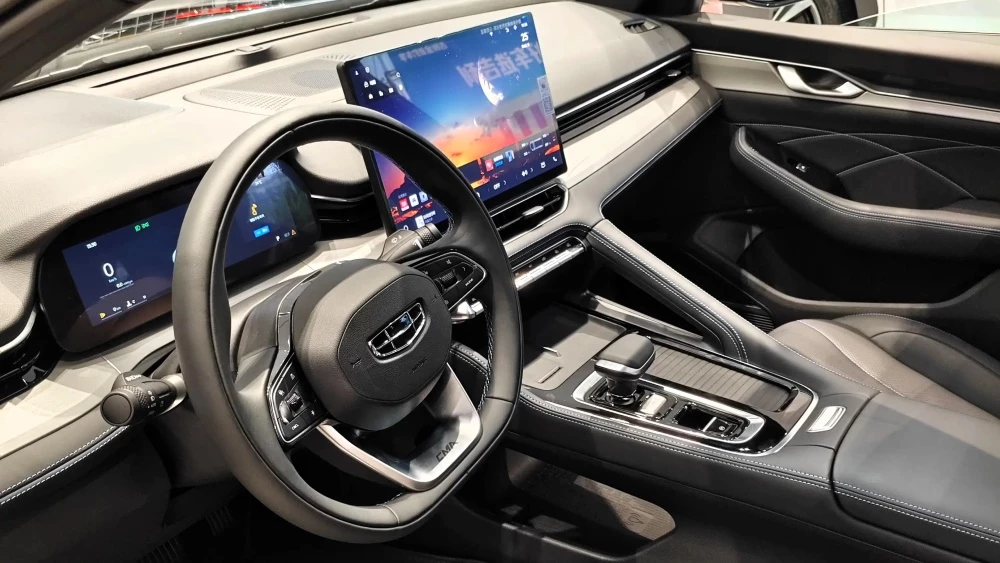 geely preface 2026 dongfang yao салон