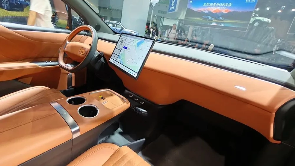 changan nevo E07 интерьер обновленный кроссовер китай