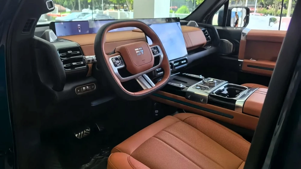 jetour zongheng g700 внедорожник интерьер у дилера